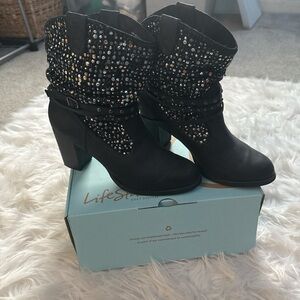 Black Rhinestoned Heeled Ankle Boots